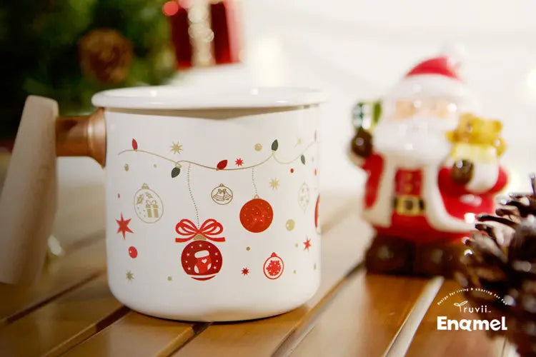 Truvii Emaille Mok met houten handvat - Kerst Limited Edition -Campingbeker - Kampeermok Coolgods