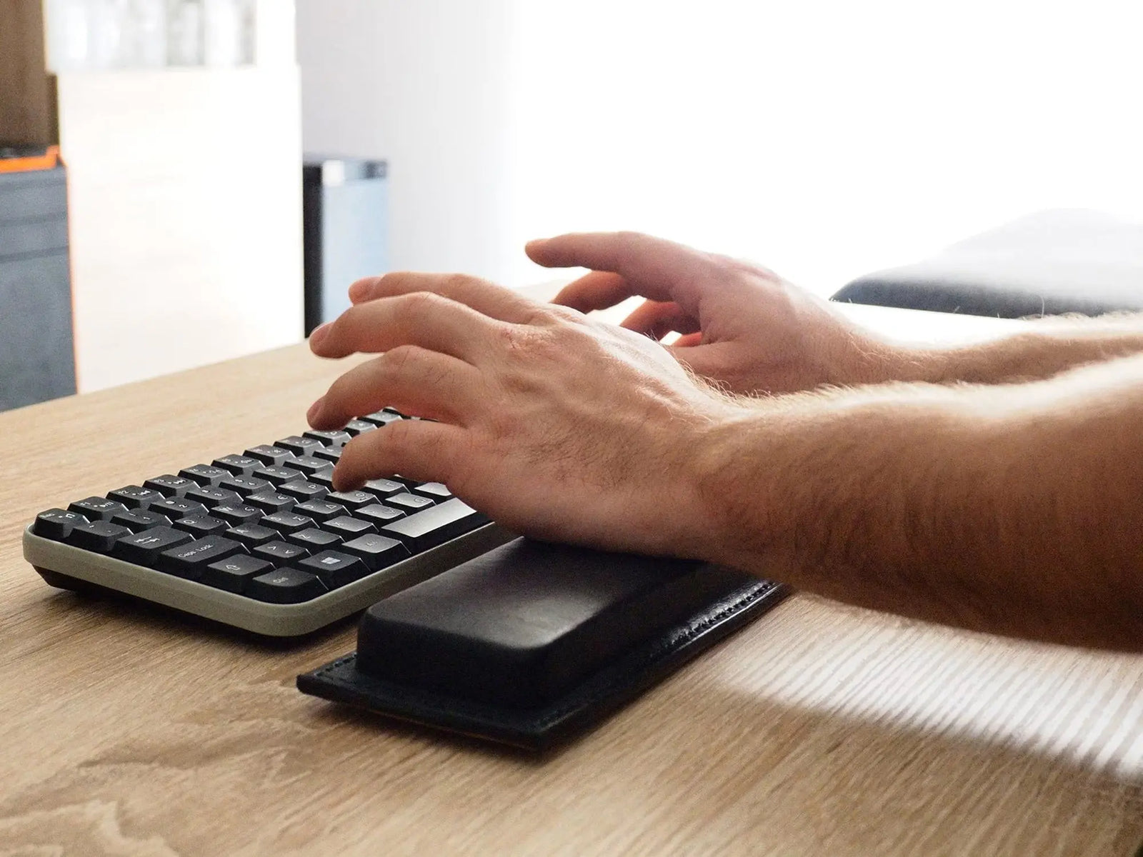 Ergonomische polssteunen, bureausteunen en muismatten - Coolgods.nl